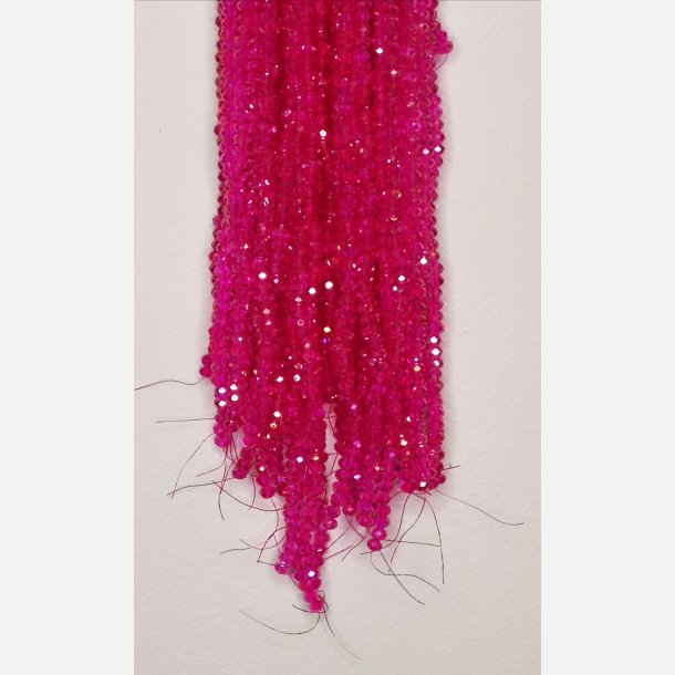 Nr. 20 Pink med glimmer - Facet slebne glas perler i 4 x 6 mm.