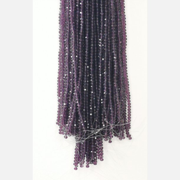 Nr. 4 Violet Facet slebne glas perler i 4 x 6 mm.